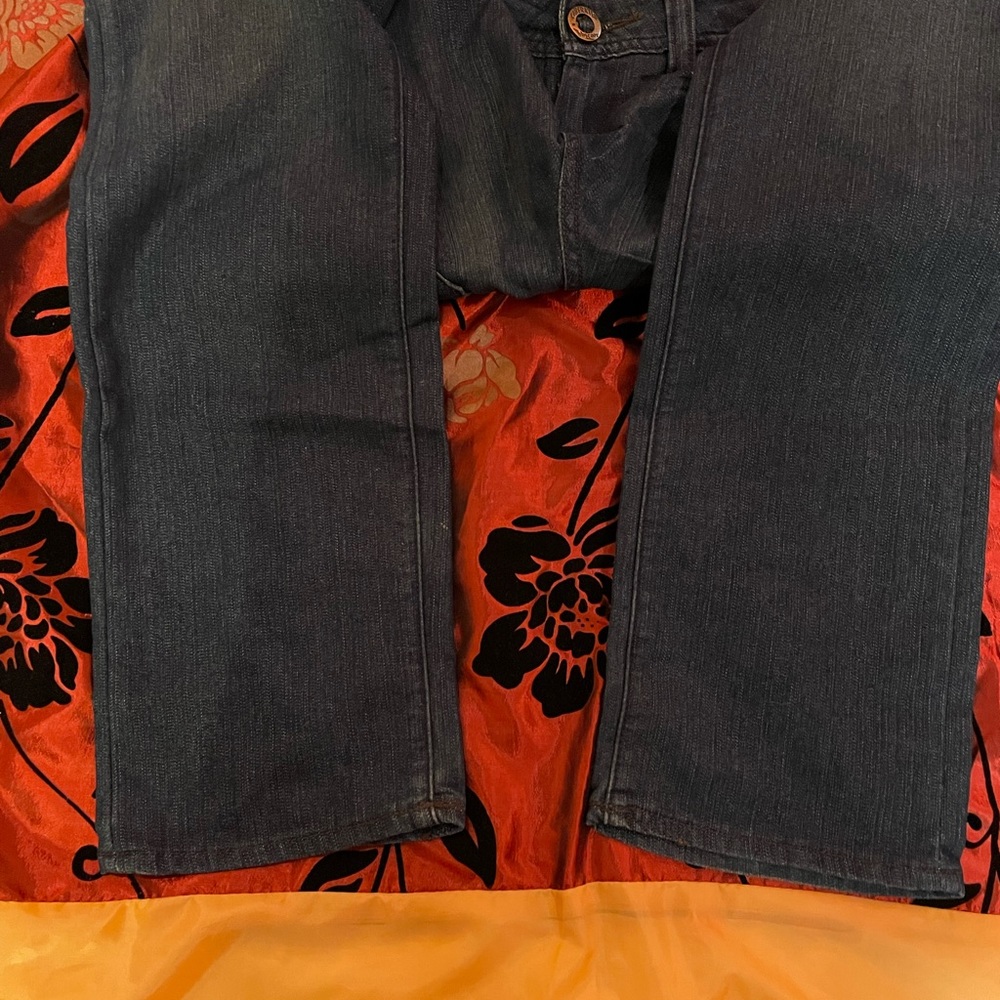 ** SOLD ** - Picture 4 of 7